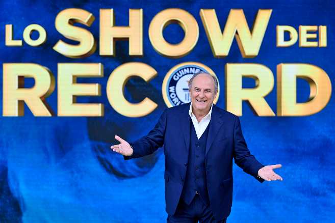 Canale 5 - Gerry Scotti torna stasera con una nuova imperdibile edizione de "LO SHOW DEI RECORD" Canale 5 - Gerry Scotti torna stasera con una nuova imperdibile edizione de "LO SHOW DEI RECORD"