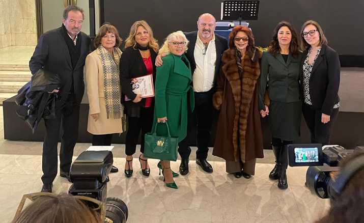 Premiate le "DONNE DI ROMA" 2023: i nomi, le motivazioni e la mostra fotografica in corso fino al 21 febbraio Premiate le "DONNE DI ROMA" 2023: i nomi, le motivazioni e la mostra fotografica in corso fino al 21 febbraio