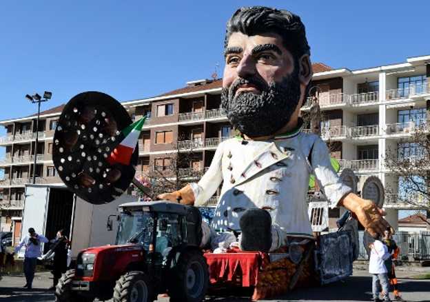 Il Gran Carnevale di Carmagnola torna dopo tre anni con la sfilata dei carri e tanti altri eventi