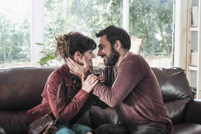 ERA ORA dal 16 marzo su Netflix - Edoardo Leo e Barbara Ronchi nel trailer ufficiale