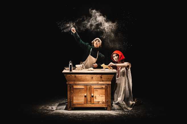 Cappuccetto rosso di Zaches Teatro e Paolo Hendel prossimamente al Teatro Puccini