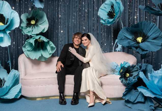 LAURA PAUSINI e PAOLO CARTA si sono sposati LAURA PAUSINI e PAOLO CARTA si sono sposati