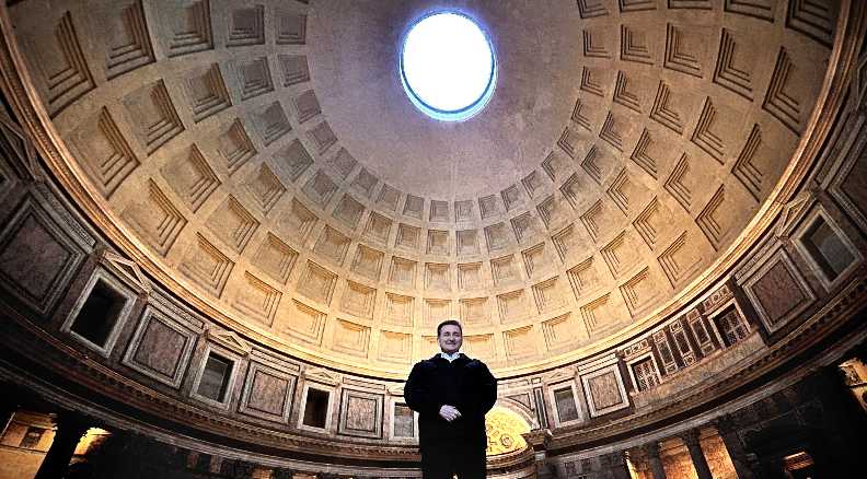 Italia 1- Nel PANTHEON e sul TORRAZZO con «FREEDOM» e Roberto GIACOBBO