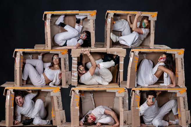 Debutta in prima assoluta “Disco Pigs – versione apocrifa” di Sofia Pasquali con la regia di Massimiliano Vado al Teatro Golden-Roma Debutta in prima assoluta "Disco Pigs - versione apocrifa" di Sofia Pasquali con la regia di Massimiliano Vado al Teatro Golden-Roma