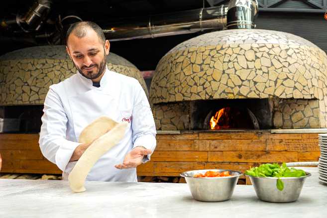 CIRO DI MAIO insegna a far la pizza ai detenuti. “Li aiuto a trovare lavoro”