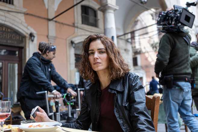 Primi ciak per le indagini di “VANINA GUARRASI” - La serie TV con Giusy Buscemi e Giorgio Marchesi diretta da Davide Marengo