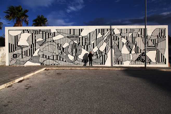 Labirinto, la mostra diffusa che porta l’arte urbana a Lucca - Da maggio a ottobre Moneyless, Sten&Lex, Tellas ridipingono la città