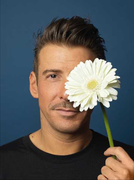 FRANCESCO GABBANI torna con “CI VUOLE UN FIORE” - Due prime serate su RAI1 il 14 e 21 aprile