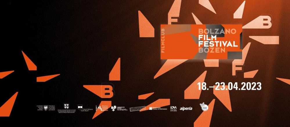 36. Bolzano Film Festival Bozen - GIGI LA LEGGE si aggiudica il Premio come Miglior Film; a VERA il Premio per la Miglior Prestazione Artistica 36. Bolzano Film Festival Bozen - GIGI LA LEGGE si aggiudica il Premio come Miglior Film; a VERA il Premio per la Miglior Prestazione Artistica