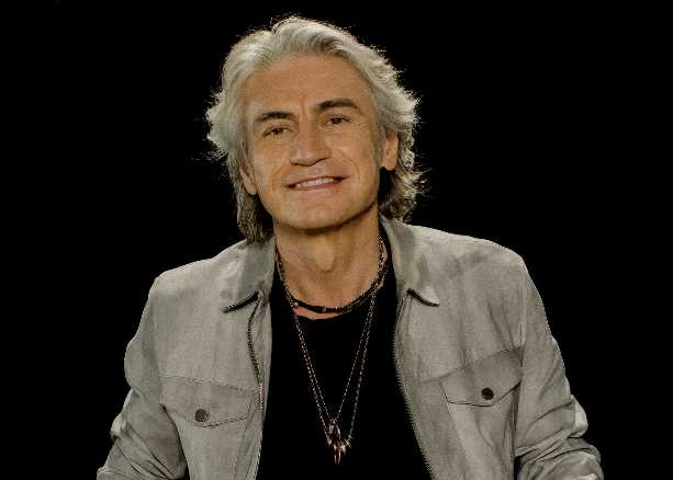 LUCIANO LIGABUE: il titolo del nuovo album di inediti è "DEDICATO A NOI"