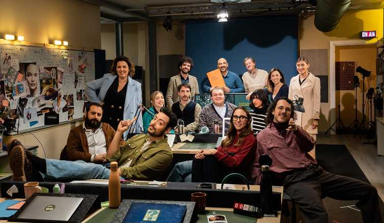 Prime Video svela il trailer di "Pesci piccoli – Un'agenzia. Molte idee. Poco budget" la prima serie comedy dei The Jackal Prime Video svela il trailer di "Pesci piccoli – Un'agenzia. Molte idee. Poco budget" la prima serie comedy dei The Jackal