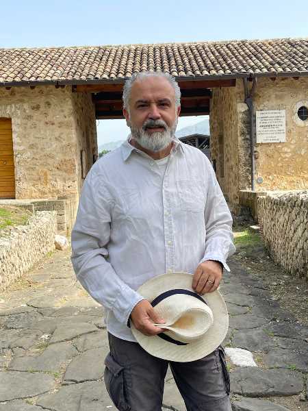 Torna su Topolino "Keraulos": alter ego del docente Giuseppe Ceraudo