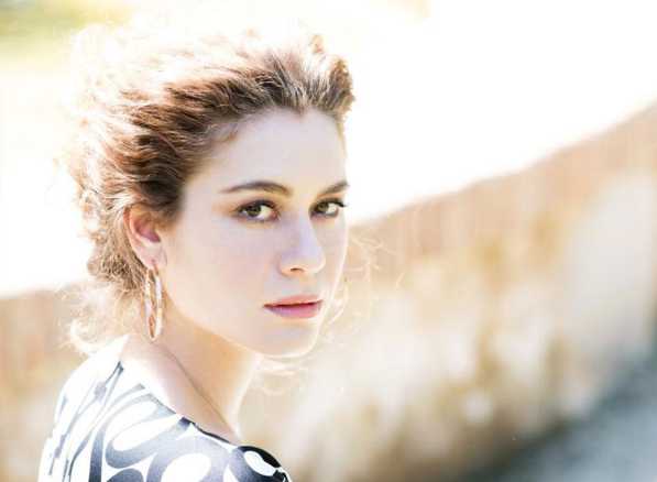 MINIMITEATRI - Lucia Lavia nei panni di Ofelia apre la rassegna