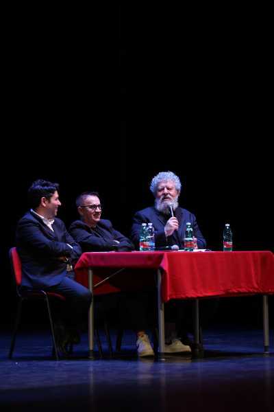 Teatro Cilea di Napoli: presentato il cartellone in abbonamento de "La Grande Stagione" Teatro Cilea di Napoli: presentato il cartellone in abbonamento de "La Grande Stagione"