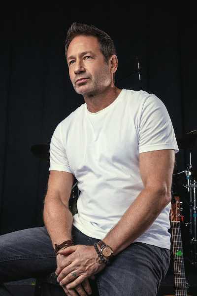 DAVID DUCHOVNY, l'agente Mulder di X-Files, in Italia a novembre con la sua band