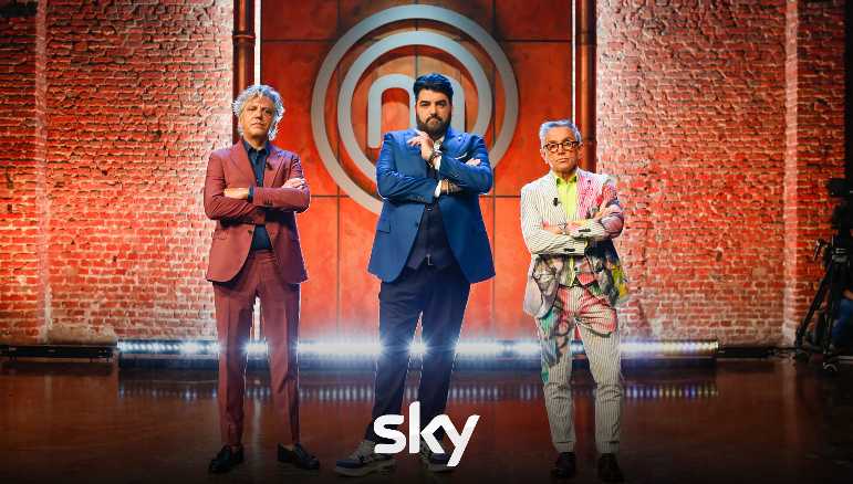 NUOVA STAGIONE SKY - Nuove serie tv, tanto sport live, il grande cinema, gli show più attesi, le news e l’innovazione, arte, natura e documentari NUOVA STAGIONE SKY - Nuove serie tv, tanto sport live, il grande cinema, gli show più attesi, le news e l’innovazione, arte, natura e documentari