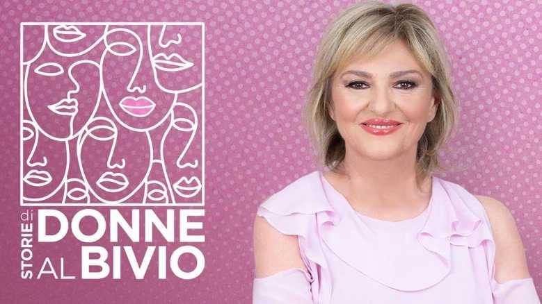 Stasera in TV: Monica Setta e le "Storie di donne al bivio". Ospiti Sandra Milo, Stefania Orlando e Patrizia Mirigliani