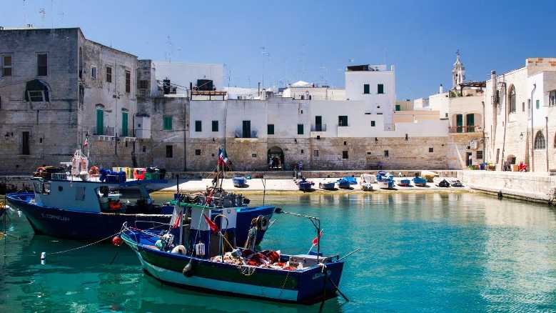 Oggi in TV: "A Sua Immagine" arriva a Monopoli