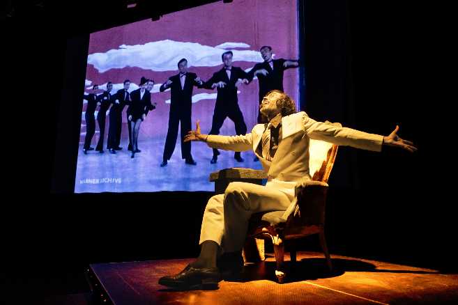 Federico Sacchi in MISS SHOW BUSINESS - JUDY GARLAND OLTRE L'ARCOBALENO per I SOLISTI DEL TEATRO