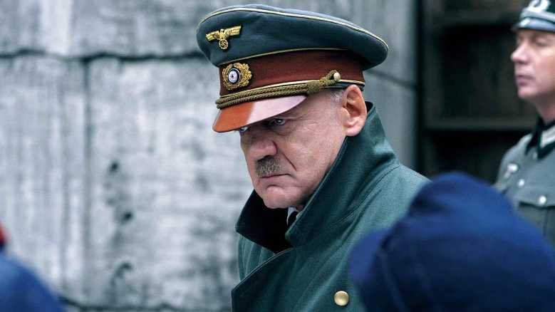Stasera in TV: "La caduta – Gli ultimi giorni di Hitler" con Bruno Ganz