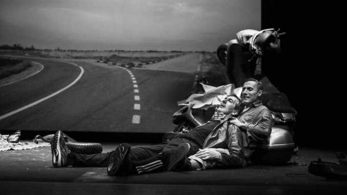 Stasera in tv: teatro con "Sei Pezzi Facili" di Mattia Torre 