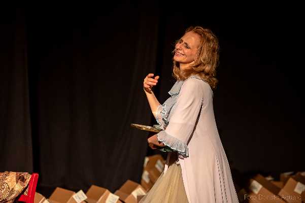 Emanuela Rolla, I RICORDI DI MILENA, LA DANZA DELLE FOGLIE