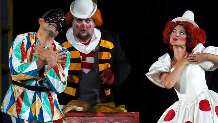 Oggi in TV un omaggio a Fellini con Pagliacci