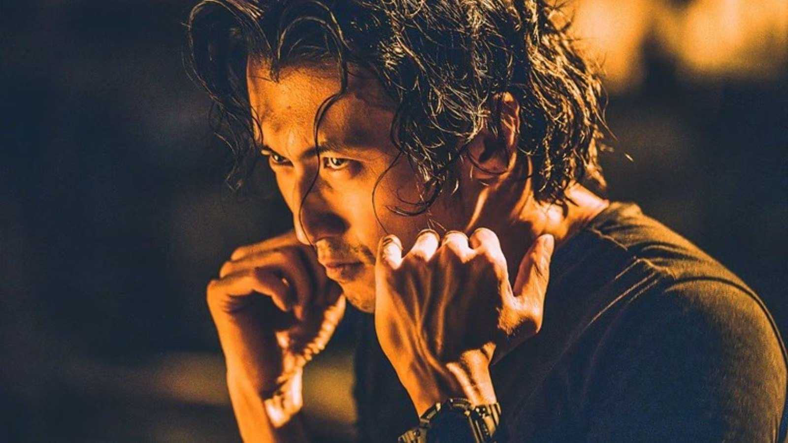Stasera in tv arriva "Raging Fire – Fuoco incrociato" 