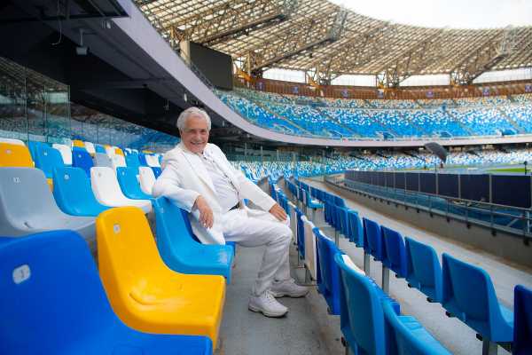 NINO D'ANGELO allo Stadio Diego Armando Maradona di Napoli NINO D'ANGELO allo Stadio Diego Armando Maradona di Napoli