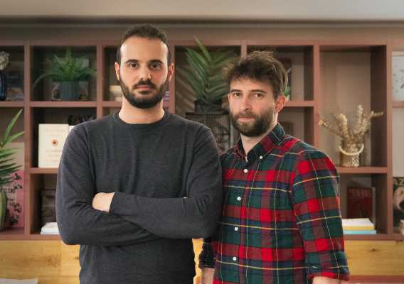 Il Corto Dorico Film Fest 2023 ha visto trionfare "Ultraveloci" di Davide Morando e Paolo Bonfadini. Scopri i vincitori, i premi e le emozioni