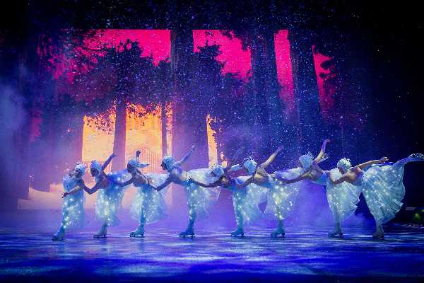 Al Teatro Arcimboldi "Schiaccianoci On Ice"