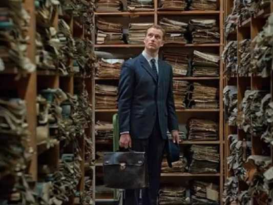 Il film del giorno: "Il labirinto del silenzio"