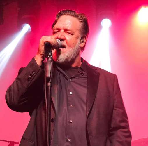 RUSSELL CROWE conquista Ladispoli con la sua simpatia