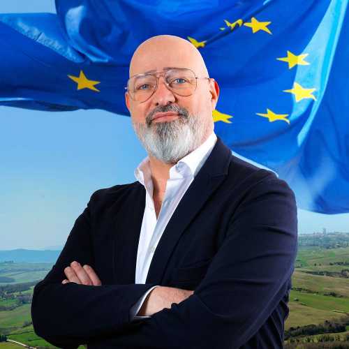 Il Presidente Stefano Bonaccini al Caffè de La Versiliana