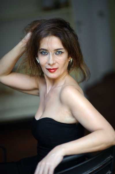 "Albergo a ore", la cover di CAROLINE PAGANI, sorella di Herbert