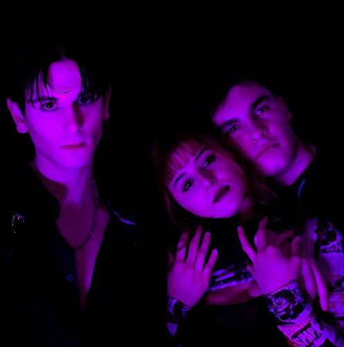 I Purple Shadows e il loro nuovo singolo "Panic Attack"