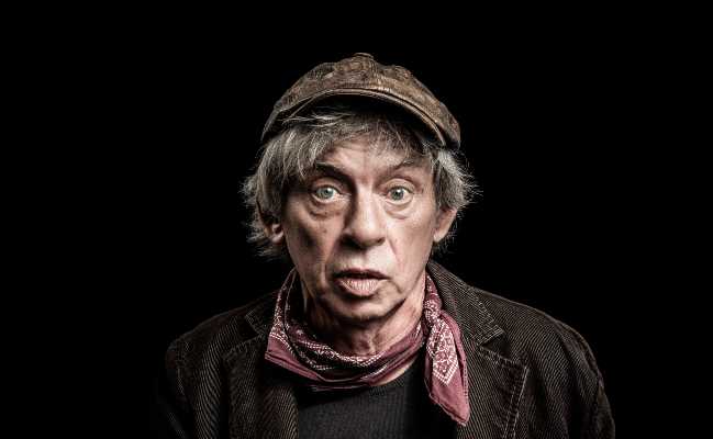 Operaccia Satirica: La Guerra dei Sogni di Paolo Rossi a Monza