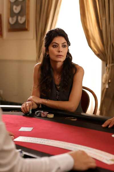 Doppio gioco: il gran finale stasera su Canale 5 con Alessandra Mastronardi