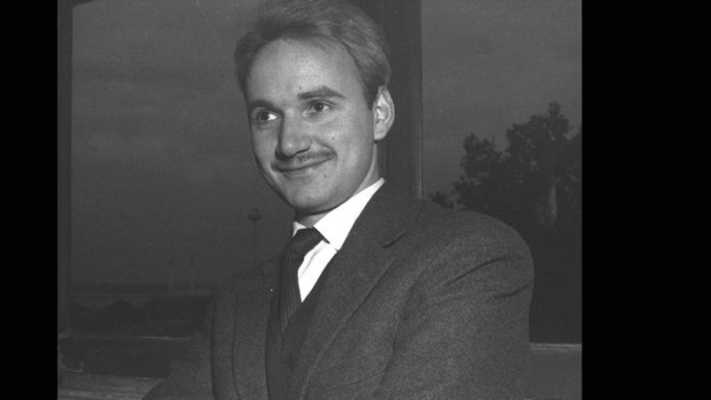 Antonio Salines: il grande maestro del teatro italiano celebrato oggi da Rai Cultura