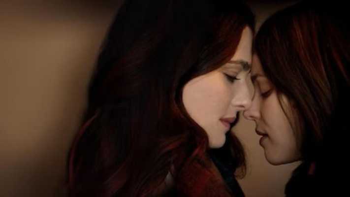 "Disobedience" in prima visione su Rai Movie stasera: il coraggio di amare al di là dei pregiudizi