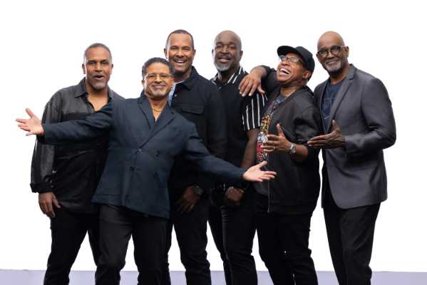 Take 6 e Medit Orchestra: concerto straordinario al Teatro Romano di Fiesole