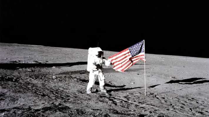 Luglio 1969: quando la televisione italiana fece la storia con l'allunaggio dell'Apollo 11