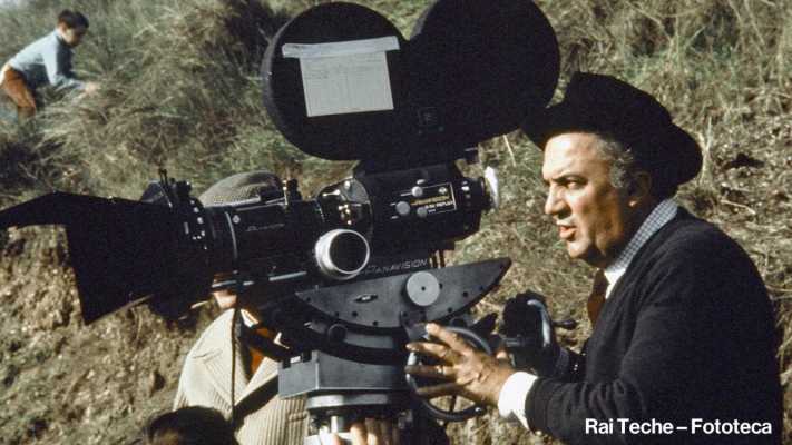 "I clowns" di Fellini stasera su Rai Storia: viaggio nel mondo nostalgico del circo
