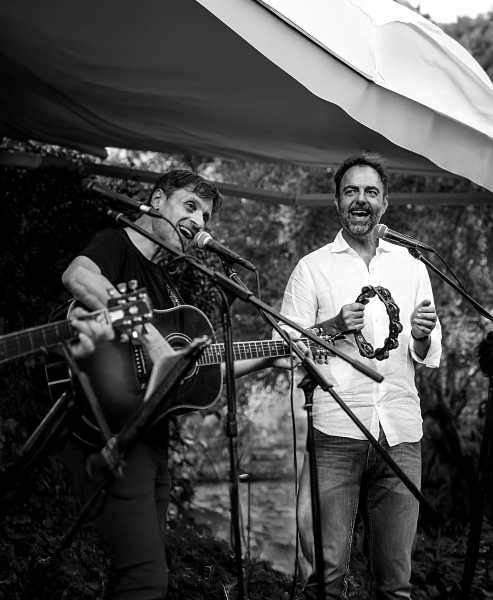 Duo di tutto: Neri Marcorè e Domenico Mariorenzi ad Arquà Petrarca per Viticulture 2025