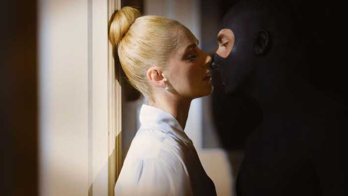 Diabolik stasera su Rai Movie: il fumetto cult diventa film dei Manetti Bros