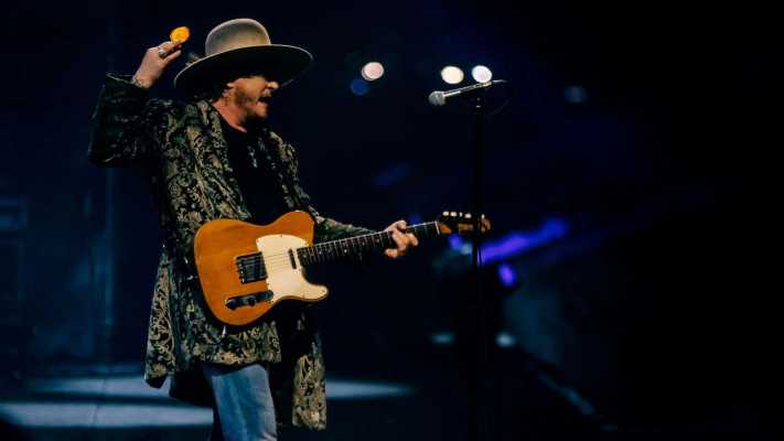 Zucchero compie 70 anni, stasera su Rai 3 il documentario "Sugar Fornaciari"