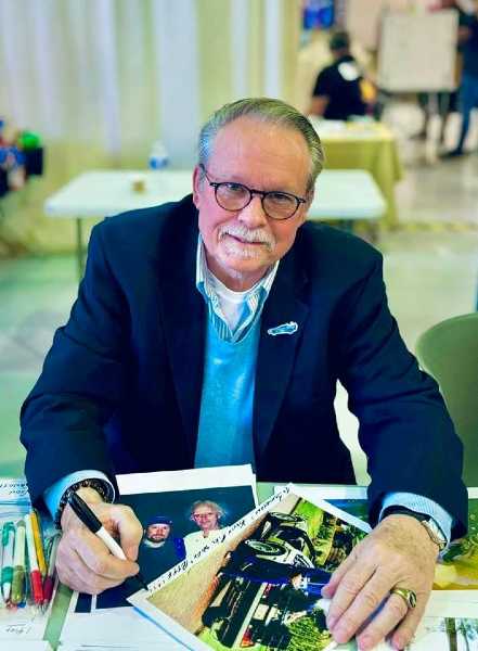 Kevin Pike, maestro degli effetti speciali, riceve il Romics d’Oro 2025 a Fiera Roma