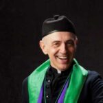 La Cerimonia del Massaggio: Gianluca Ferrato sfida tabù tra sacro e profano a Roma