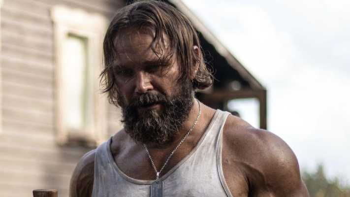 Last Man Down stasera su Rai 4: action e pandemia nel film con Daniel Stisen