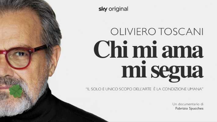“Oliviero Toscani. Chi mi ama mi segua”: il documentario shock che svela il genio irriverente del fotografo italiano
